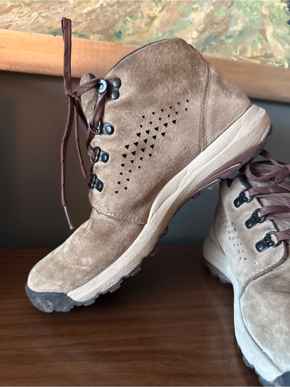 Danner Women’s Chukka Inquire 4” Hiking Boots size 8.5 - Picture 3 of 5